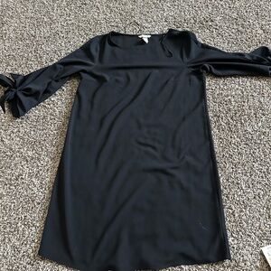H&M 3/4 sleeve dress with bows size 6